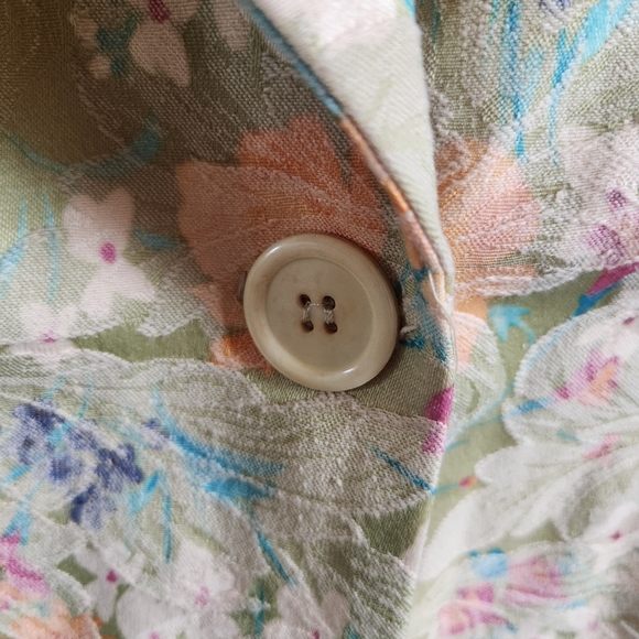 Forever 21 Spring Crop Blazer Jacket - Picture 6 of 7